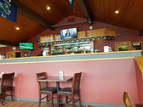 Eagle's Nest Marine Pub